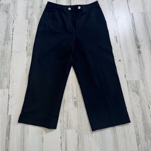St. Johns Sport  Black Capri Wide Leg Size 8 Crops